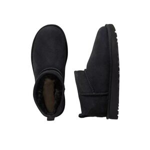 UGGS Classic Ultra Mini Boots Black Suede Sherpa Lined‎ 7